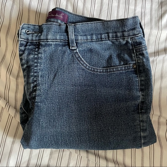 Women’s Gloria Vanderbilt ‘Alana’ Straight Leg Jeans - Dark Blue Jean - Plus - Picture 9 of 14